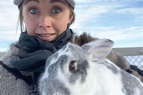 Latest on houston dash midfielder amber marshall including news, stats, videos, highlights and more on espn. 10 Times Amber Marshall's Animals Were Too Sweet For Words ...