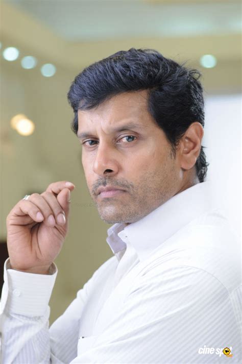 Vikram Actor : South Actor Vikram's Life In Pics - Indiatimes.com ...