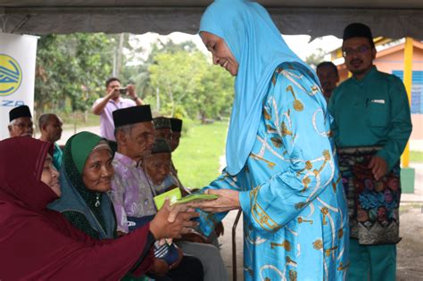 Tan sri abu talib bin othman. Yayasan Tan Sri SM Nasimuddin beri bantuan kepada golongan ...