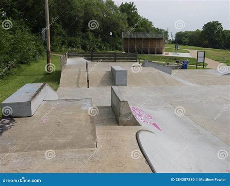 Centennial Skate Park In Lawrence Ks Editorial Image Image Of Wooden