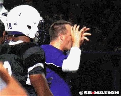 Have you checked out couch connections yet? The best of College GameDay, Week 1: Signs, GIFs and more ...