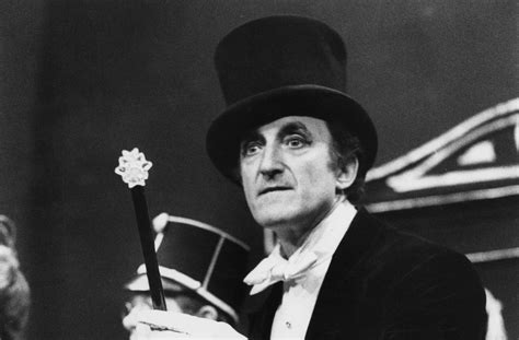 Remembering Fagin And Ron Moody The Man Who Played Him The Forward