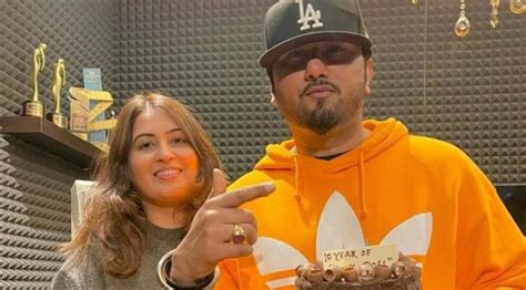 Yo Yo Honey Singhs Wife Shalini Accuses Him Of Having Sex With