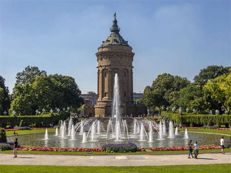 Die wertentwicklungen in der vergangenheit sind keine garantie für. Der Wasserturm, das Wahrzeichen Mannheims