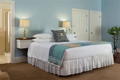 Make Your Guest Room Inviting With These Simple Bedding Ideas Lovetoknow