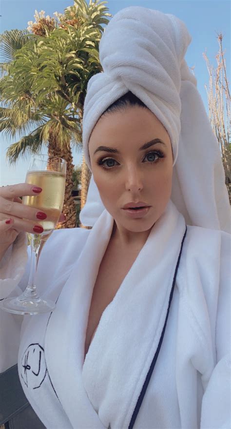 Angela White On Twitter Enjoying My Champagne Breakfast While Being A Cunt To You New Sph