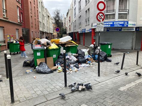 Pourquoi Les Poubelles Débordent Elles Dans Les Rues De Paris Actu