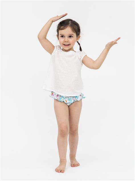 In this post, we also have variation of examples available. niña culetin"&niña culetin