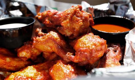 The top-rated spots to get chicken wings in Houston, according to Yelp
