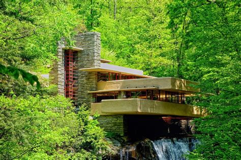 Frank Lloyd Wrights Fallingwater Scale And Sensory Connection