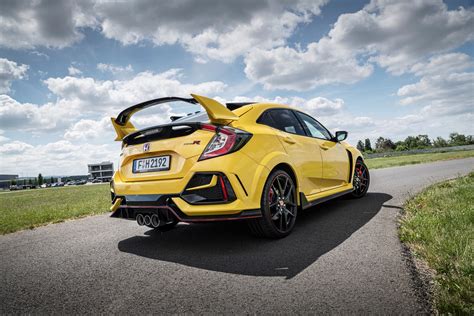 We did not find results for: Manual Hot Hatchback Showdown: Honda Civic Type R Drag ...