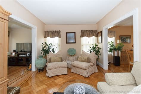 Check spelling or type a new query. New York Apartment photographer work of the day: Room to ...