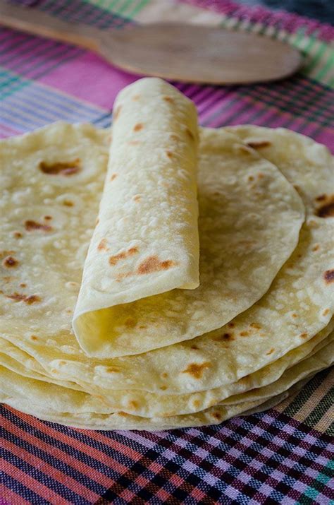 Basic Homemade Flour Tortillas These Are Healthy As They Don T Contain Lard Or Bread Baking