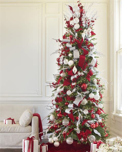 20 Inspiring Red And White Christmas Decorations Ideas Sweetyhomee