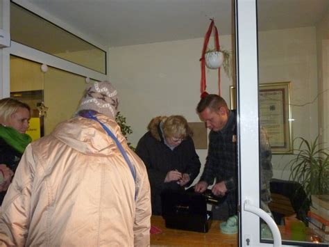 Die inklusive jeckenfeier weckte begeisterung auf und vor der bühne. Lebendiger Adventskalender im Niersenbruch - Kamp-Lintfort