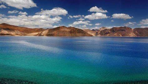 29 Famous Lakes In India That Will Bedazzle With Their Stunning Beauty