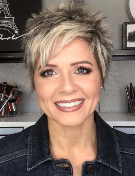 Super Short Hairstyles For Women Inspired By Celebrities