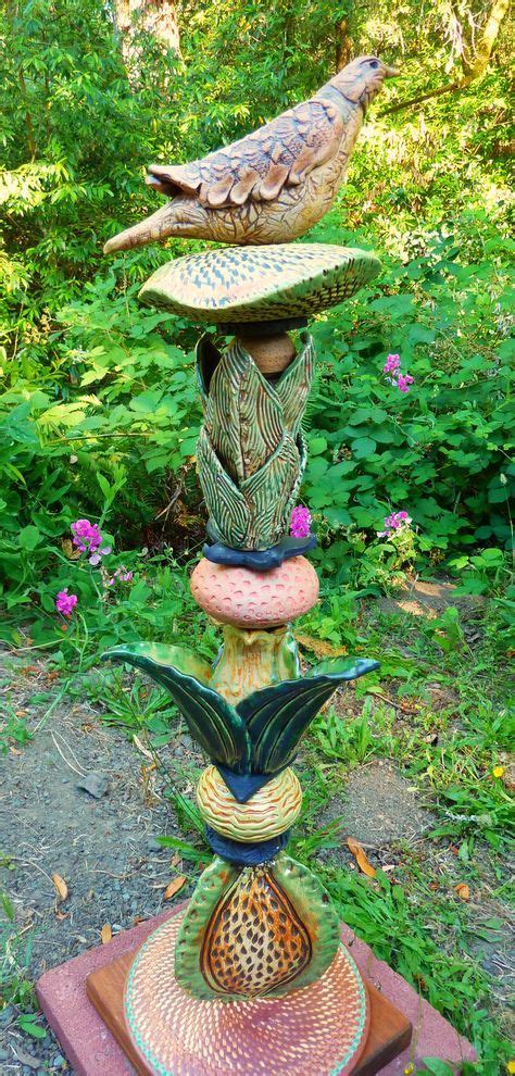 Occidental Pottery And Wood Garden Totems Garden Totems Garden Art