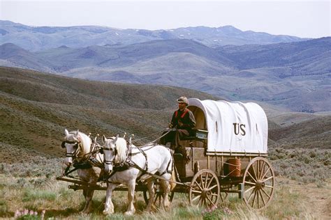 Public Domain Picture Covered Wagon And Pioneer On Oregon Trail