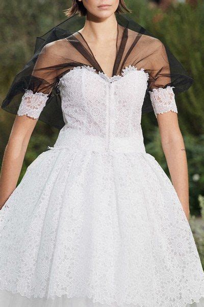 Chanel Spring 2020 Couture Collection Vogue In 2020 Evening Dress