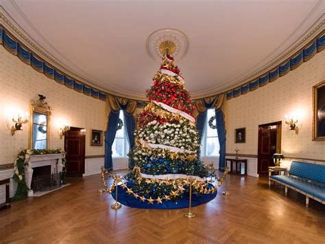 White House Christmas 2015 A Holiday Spectacular Hgtvs Decorating