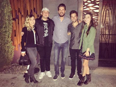 Pic ‘icarly Reunion Miranda Cosgrove And Cast Get Together Over Labor
