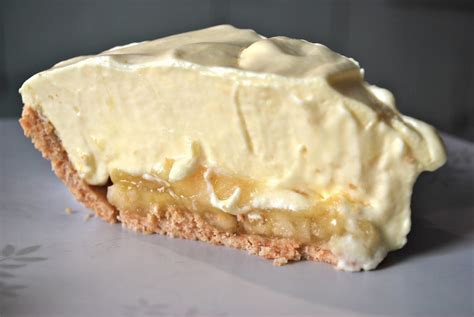 Bake crust for 5 to 8 minutes. banana cream pie recipe paula deen
