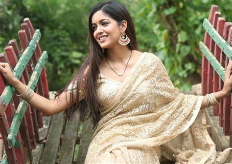 Pin By Urmila Sajane On TV Serials Beautiful Indian Actress Turban