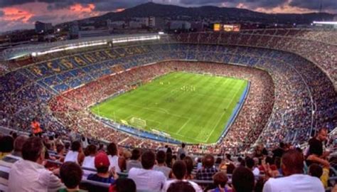 © disediakan oleh kompas.com pelatih barcelona, ronald koeman. New Stadium: Barcelona New Stadium