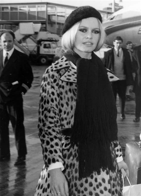 Brigitte Bardot 1967NB Arriving Heathrow Airport November 29