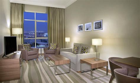 Hilton Garden Inn Dubai Al Muraqabat Hôtel Dubaï Émirats Arabes Unis Voir 34 Avis Et 643 Photos