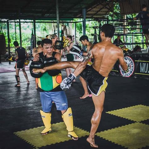 top 9 best muay thai gyms and camps in thailand for foreigners