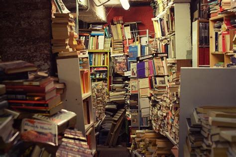 Libreria Acqua Alta Venices Flooded Bookstore Amusing Planet
