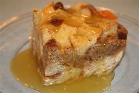 Waardeer dit recept (5 stemmen). COOK WITH SUSAN: Custard Bread Pudding with Bourbon Sauce