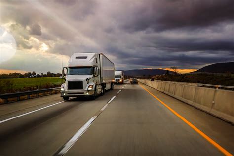 Multistate States Open Highways To Truck Platooning Technology