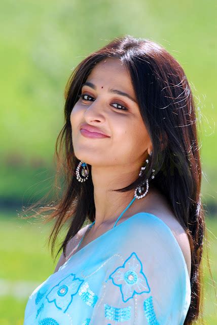 Beauty Galore Hd Anushka Shetty Blue Saree Closeup Photos