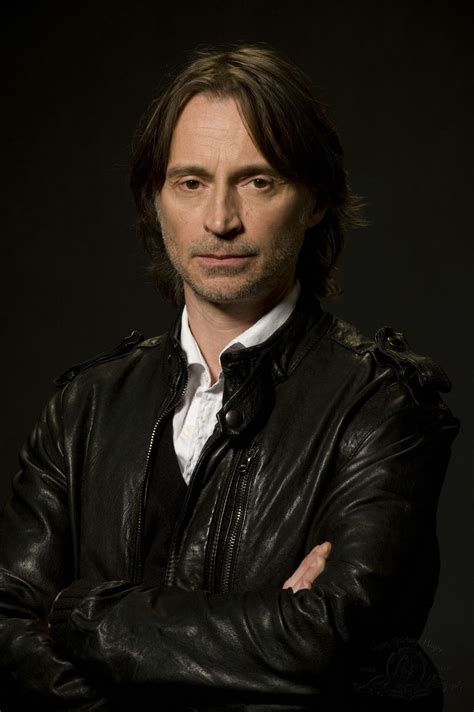 Robert Carlyle Once Upon A Time Wiki The Once Upon A Time Encyclopedia