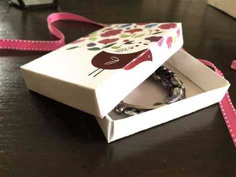 Nor does using a tiny pack of cards. How to Make a Box Out of a Card