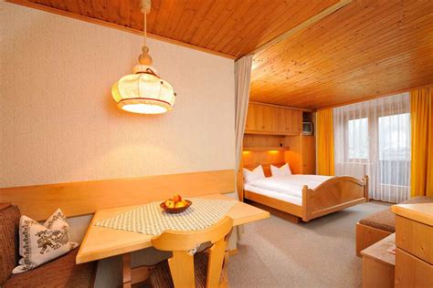 Bad hofgastein şehir merkezi 2 kilometre uzaklıkta yer alır. Appartement "4" - Ferienwohnungen im Haus Erika im ...
