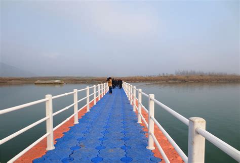 Qihua Nanchong Jialing River River Floating Bridge Sichuan Province