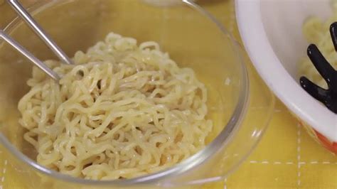 Best microwavable dishes buying guide. How To Make Noodles In The Microwave - BestMicrowave