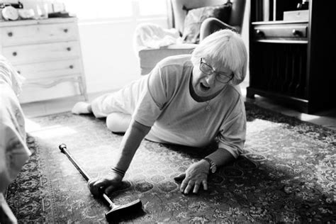 The Risk Of Falling Increases With Dementia Fisher Center For