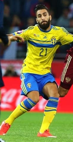 Lilla sverige har fostrat många fantastiska fotbollsspelare genom åren, och zlatan är bara en av här har vi alltså listat vad vi anser vara sveriges 15 bästa fotbollsspelare genom tiderna, och. File:Russia-Sweden 2015 (11).jpg - Wikimedia Commons