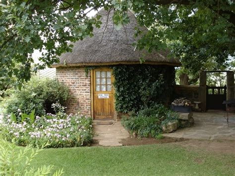 Oak Tree Cottage On De Molen Farm Farm Stays For Rent In Clarens
