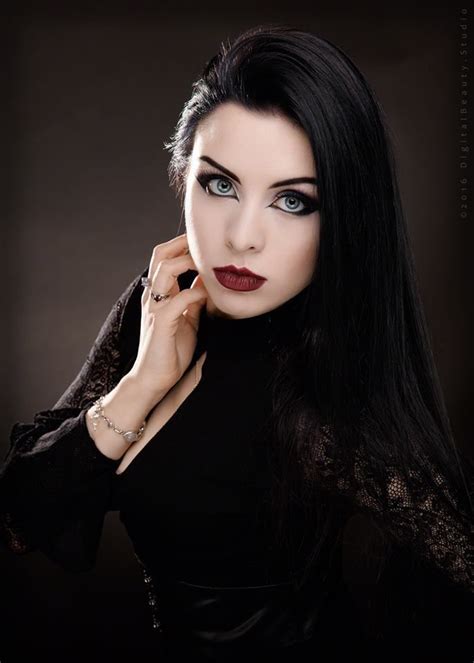 Model Lady Kat Eyesphotographer Digitalbeautystudiowelcome To Gothic