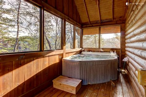 Cozy Couples Cabin With Hot Tub By Great Smoky Mountains Tennessee