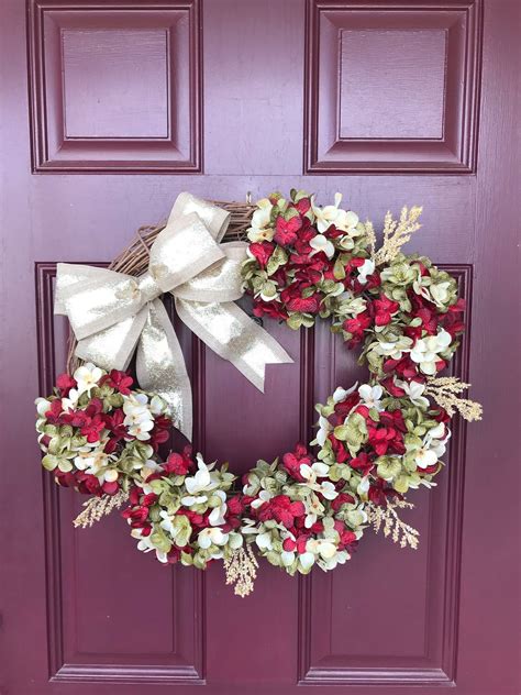 10 Christmas Wreaths Front Door