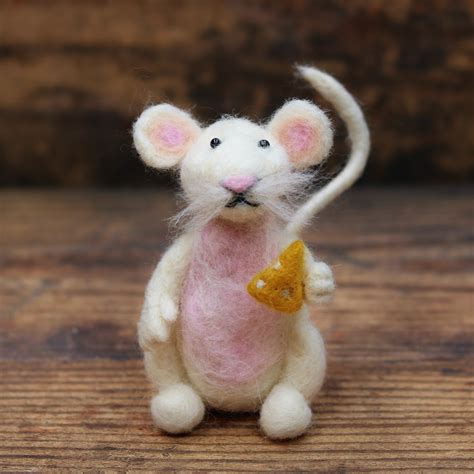 Mouse Needle Felting Kit Lincolnshire Fenn Crafts
