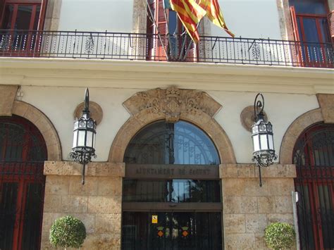 Simple Science: How to Make a Volcano with Kids