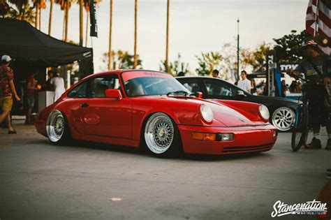 Stanced Porsche 911 Carrera 4